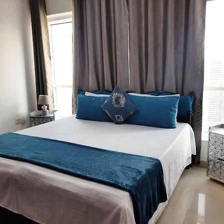 Beach Side Private Room Near Expo Center Sharjah Buitenkant foto