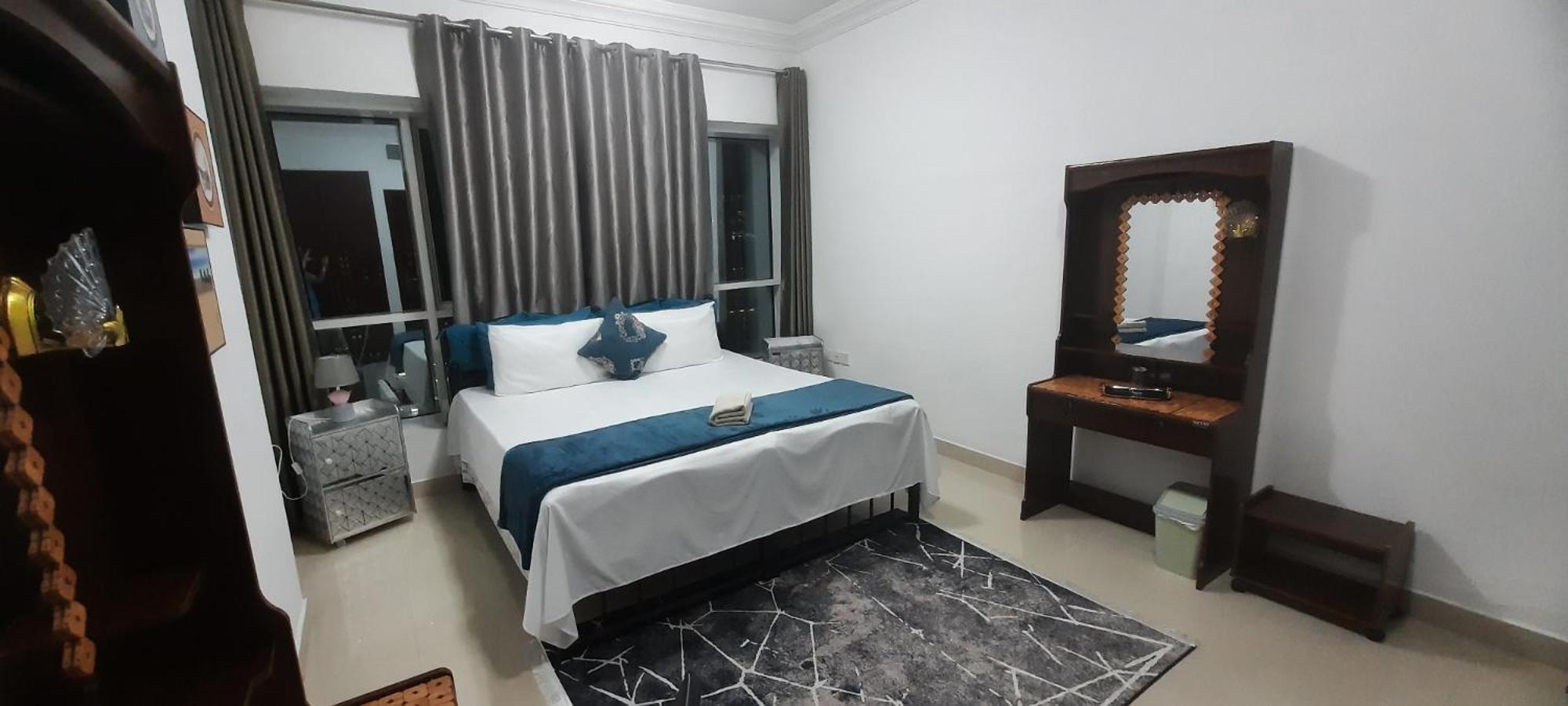 Beach Side Private Room Near Expo Center Sharjah Buitenkant foto